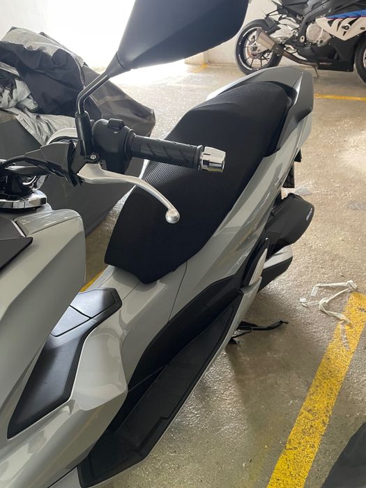 Honda pcx 2024 com 1400km