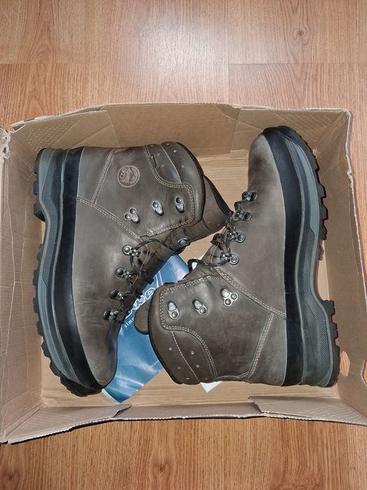 Продам LOWA Ranger III GTX. 
Оригінал.