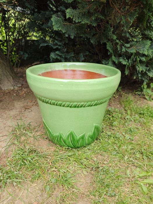 Donice ogrodowe, ceramiczne.