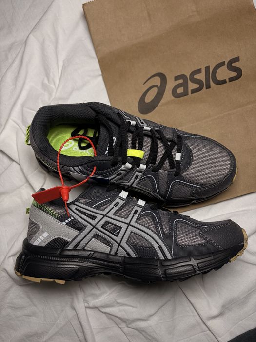 Кросівки asics 40-41 р маломірки