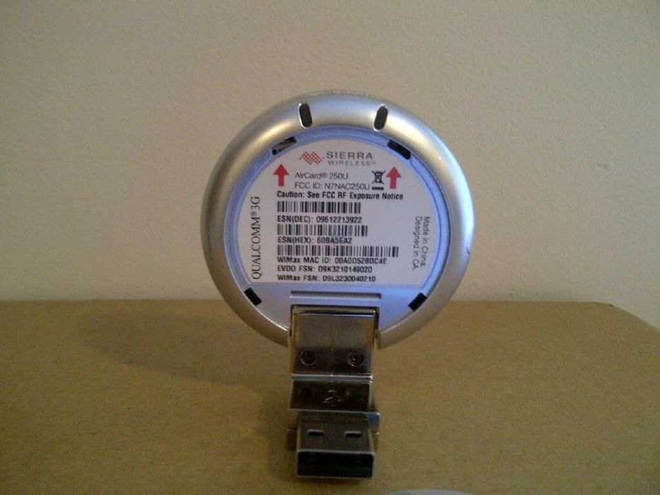 4 USB Модема (2 GSM, 1 CDMA, 1 WIMAX)