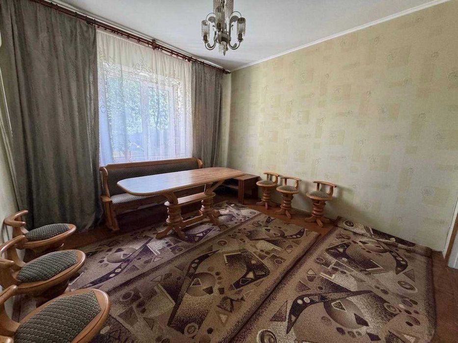 Продам будинок місто Мена гараж сауна відеоспостереження