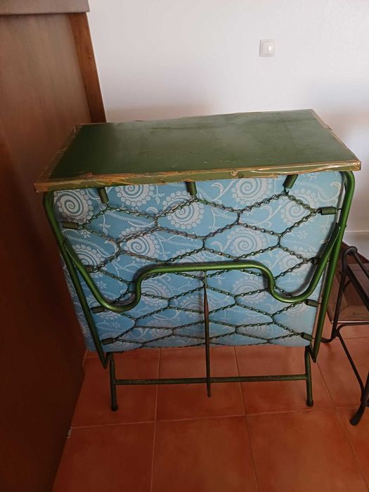 Divã Cama Corpo e meio