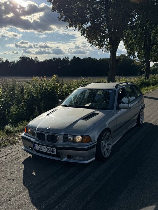 BMW E36 Touring 2.5 Turbo drift daily