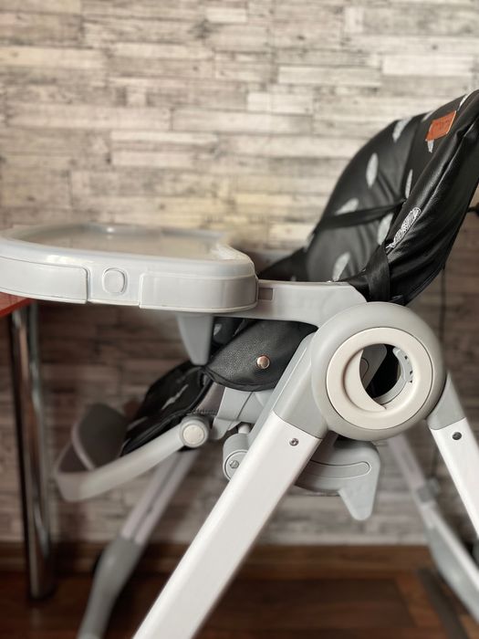 Продам стілець для годування