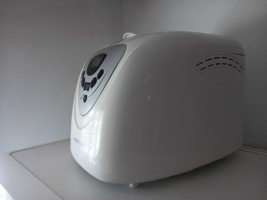 Máquina de fazer pão Clatronic