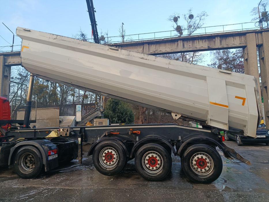 Naczepa stalowa schwarzmuller 26m3