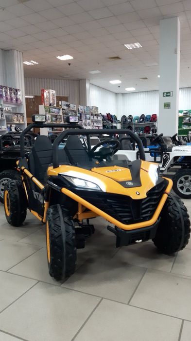 Двухместный детский электромобиль