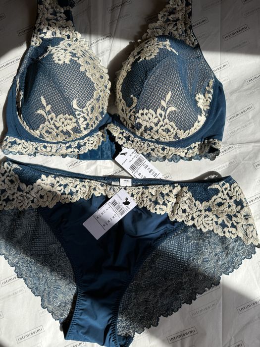 Лімітований комплект білизни від італійського бренду Intimissimi