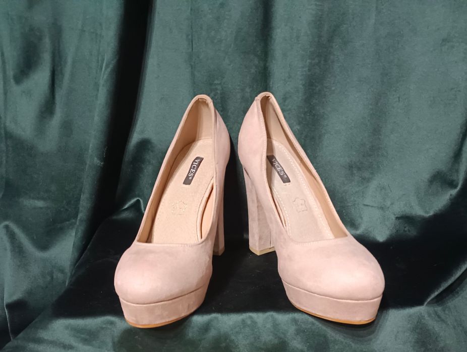 Różowe pudrowy róż czółenka damskie Vices NOWE rozmiar 40 słupek