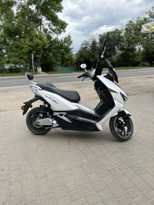 Електроскутер AIMA TIGER X6
