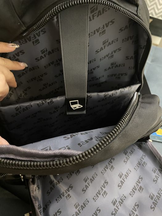 Рюкзак чорний Safari