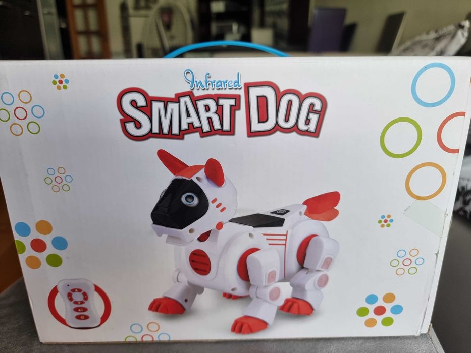 Cão "Inteligente" com comando infravermelhos