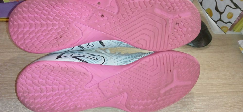 Футзалки Puma Ultra Match IT, размер 41
