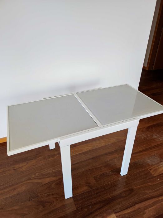 Mesa de cozinha extensível