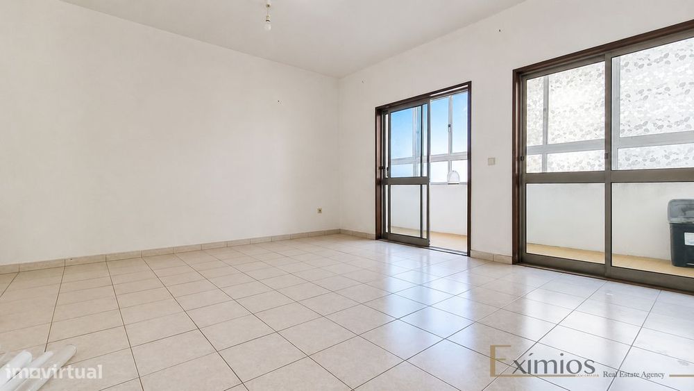 Apartamento T3 para remodelar, na Póvoa de Varzim