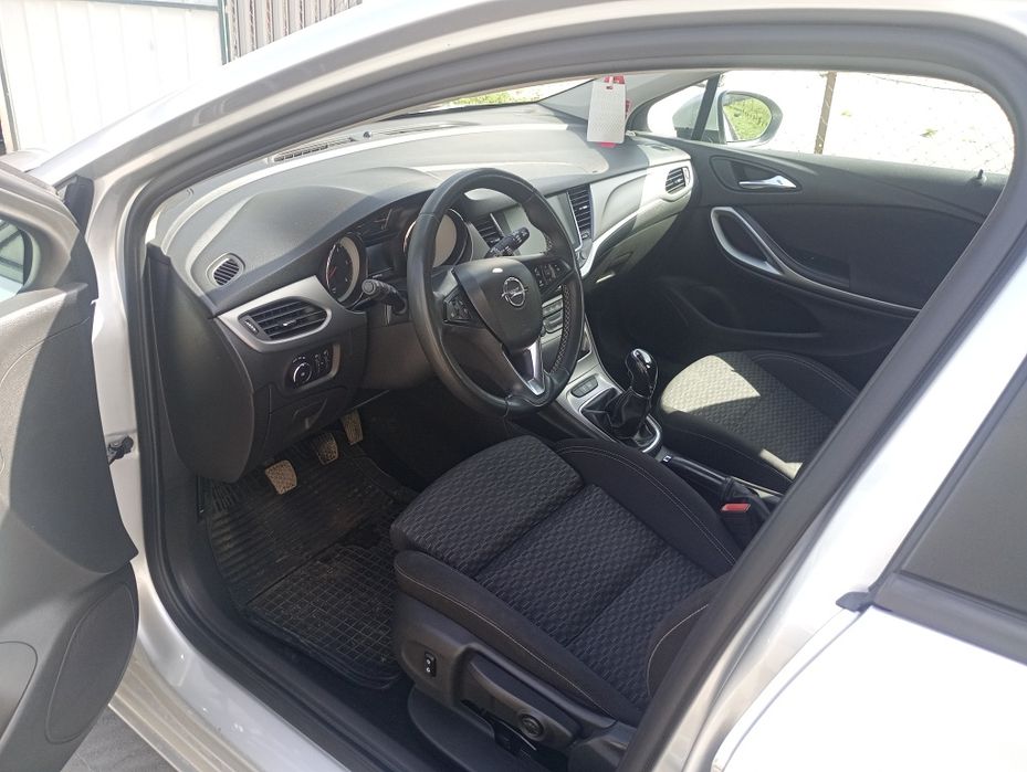 Продам Опель Астра К 2017р