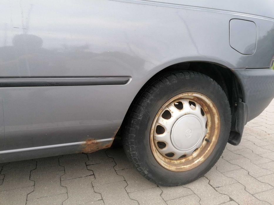 TOYOTA Corolla 1996, VII (E100), hatchback, niski przebieg, benzyna