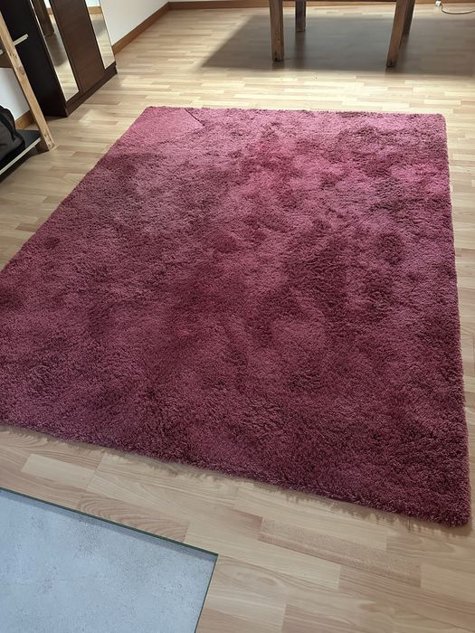 Carpete pelo alto rosa