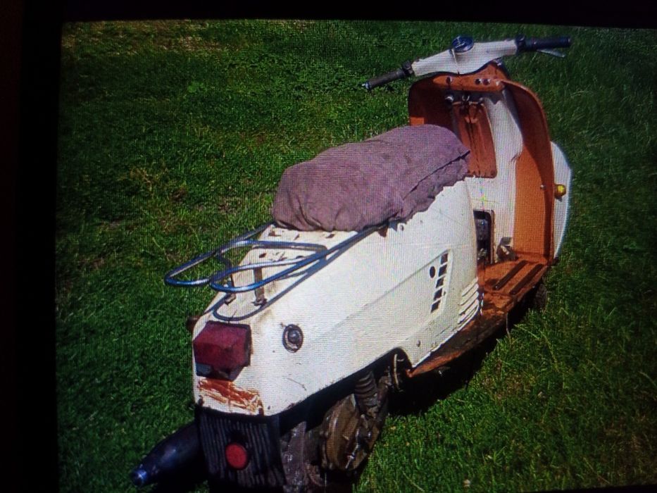 Моторолер Тулиця