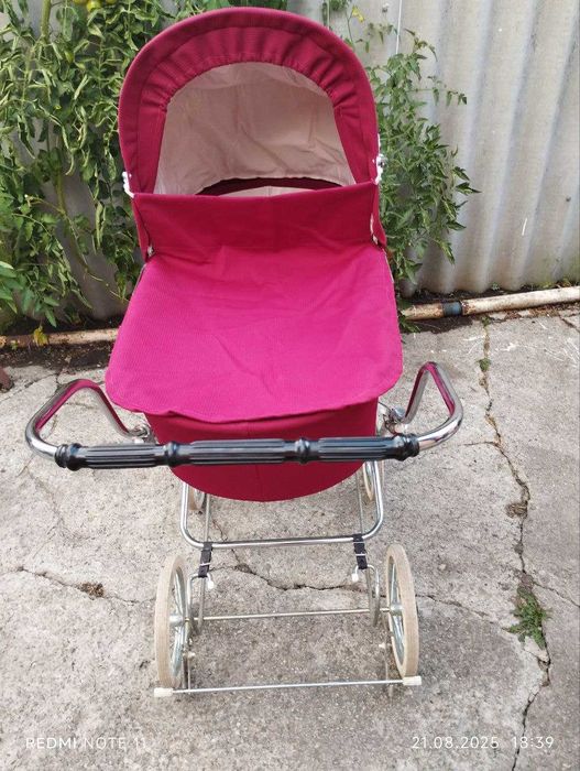 Коляска дитяча (нова/ретро)