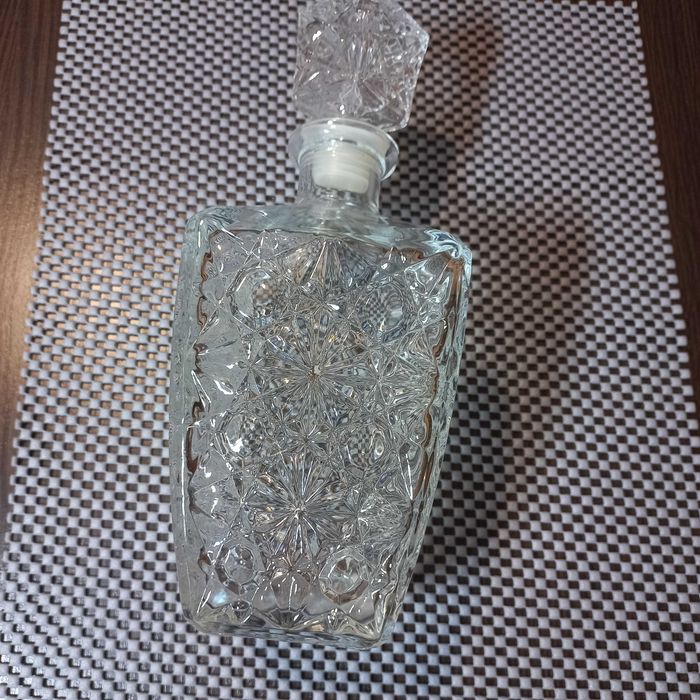 Хрустальный графин ( штоф)