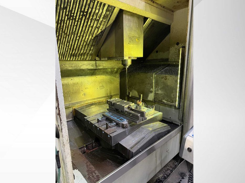 Centrum obróbcze DMG DECKEL MAHO DMC 64 V (2003)