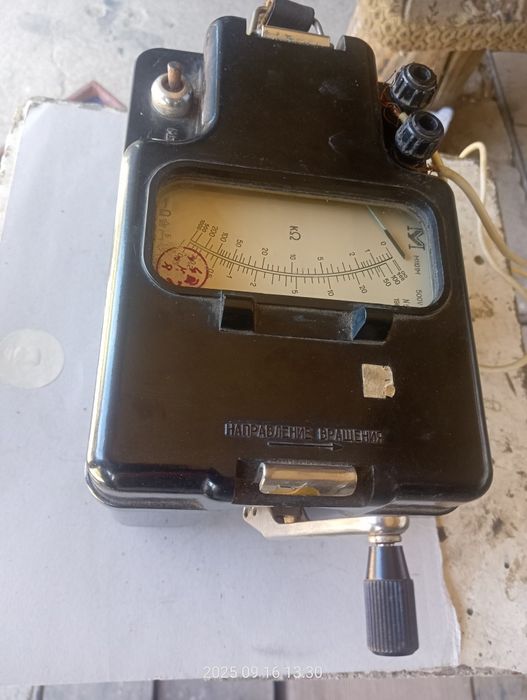 Динамомашина мегаомметр мегометр механический М1101М СССР отличный...