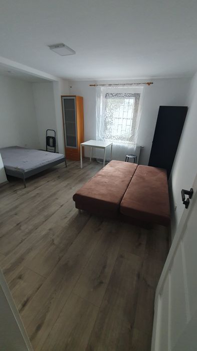 Wynajmę pokój / kawalerkę 30m2 w centrum Sośnicowic z mediami