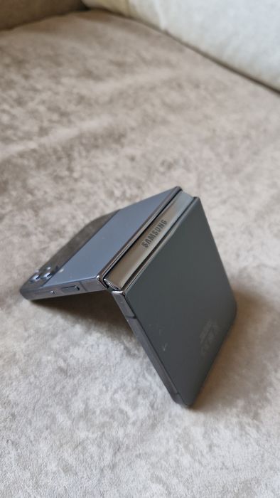Samsung Galaxy Z Flip 4 8/256GB