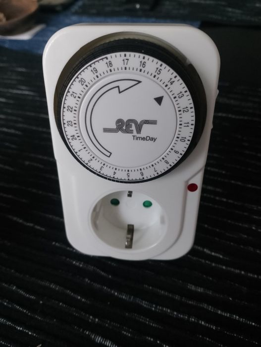 Programator włącznik czasowy