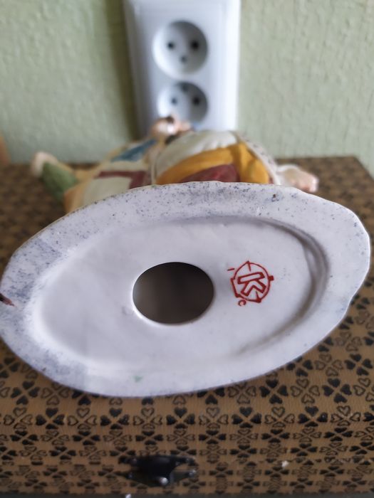 Статуэтки Коростень