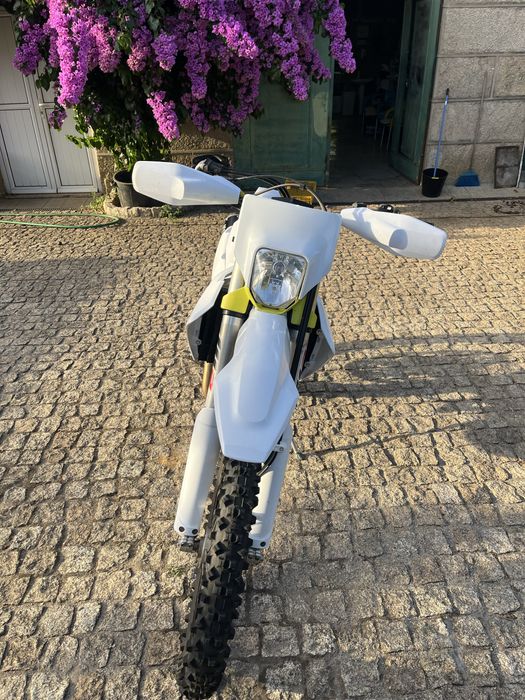 Husquevarna 250 Fe 2023