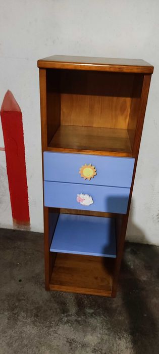 Móveis para quarto de criança - pinho maciço
