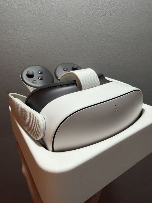 Oculus Quest 3s 128gb idealny