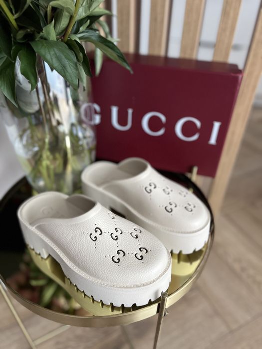 Kłapki Gucci