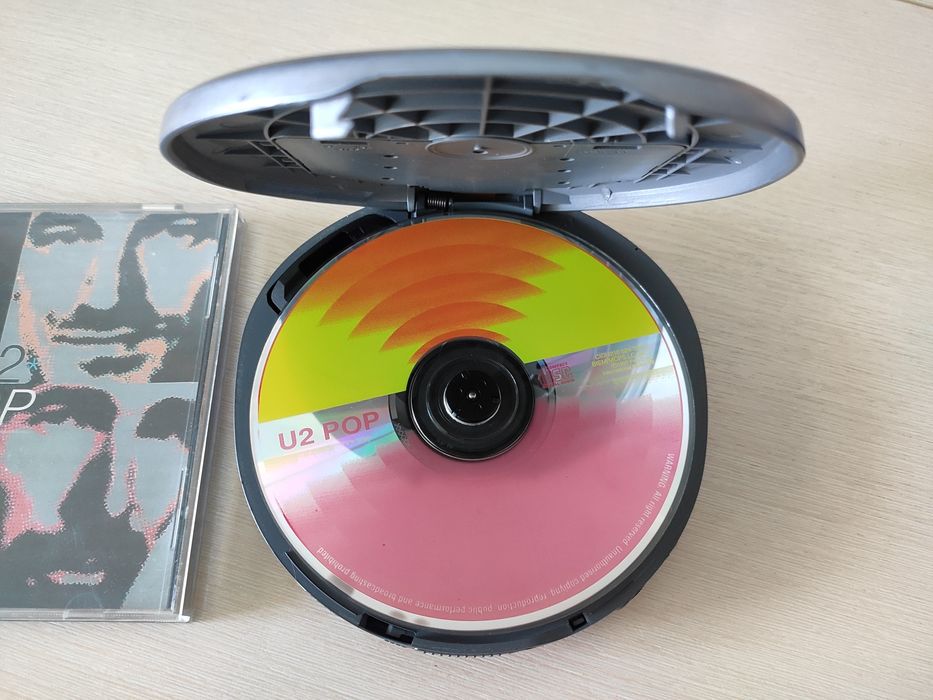CD плеер Sony Walkman D-FJ61