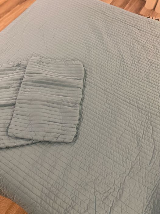 Colcha IKEA casal azul