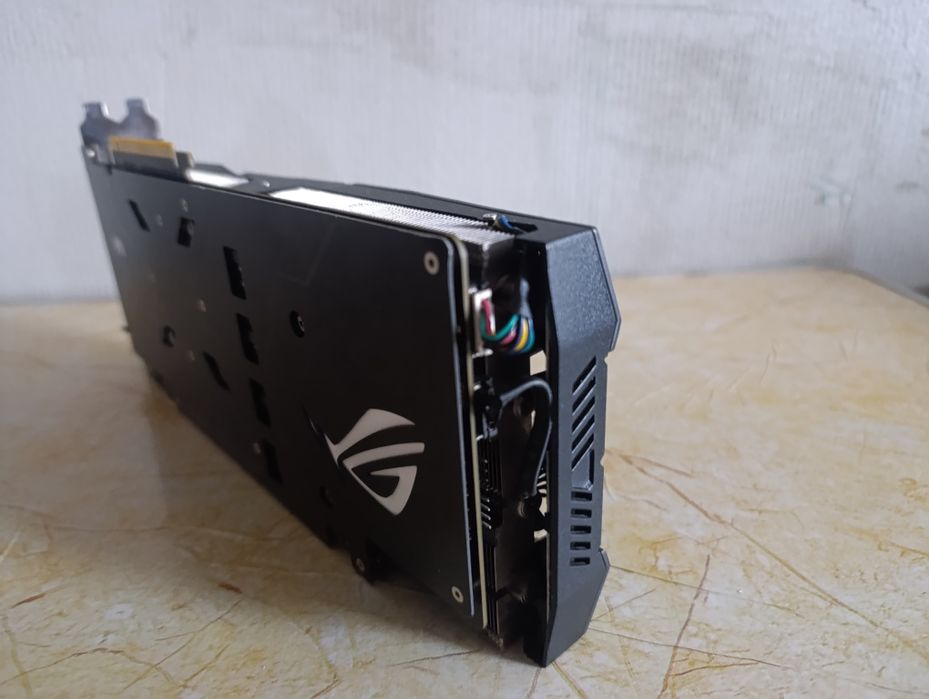 Asus Geforce Gtx 1070 Strix Rog