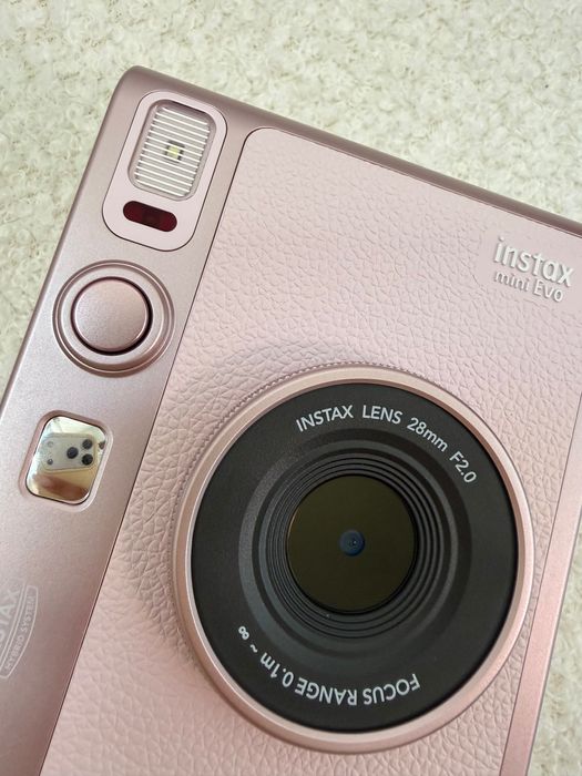 Fujifilm Instax Mini Evo - NOVA + extras (com garantia)
