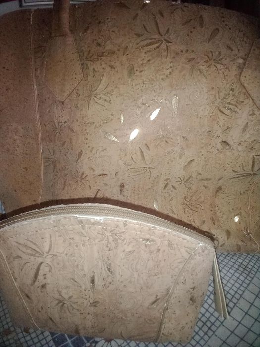 Mala com bolsa cortiça nova