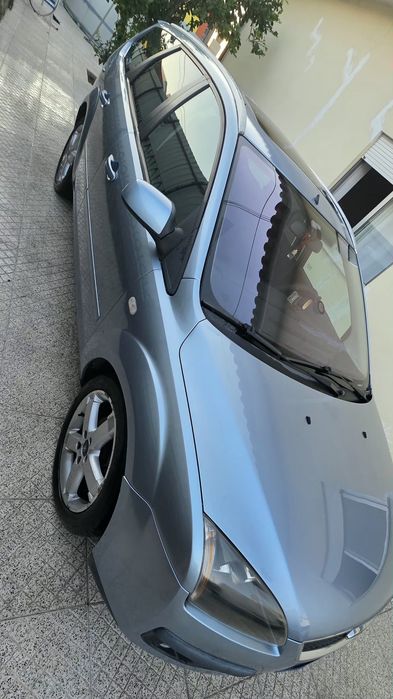 Ford Focus SW — fotografia 2