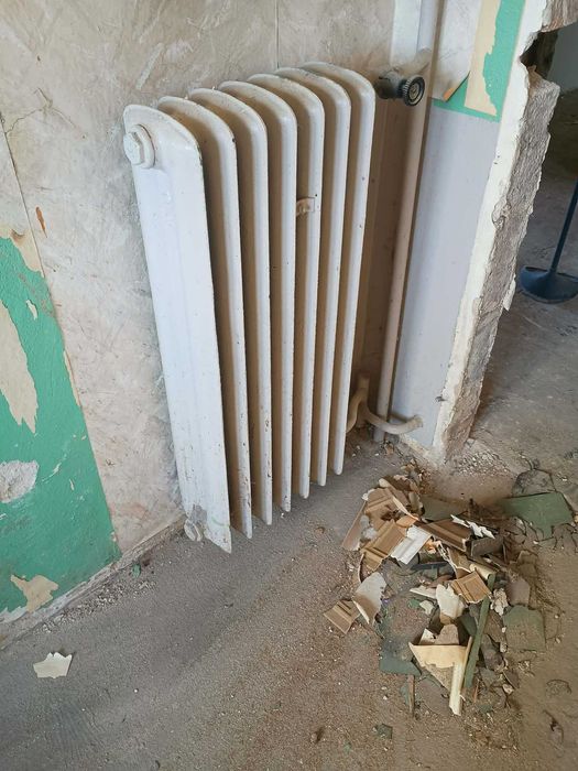 Grzejnik/karolyfer żeliwny