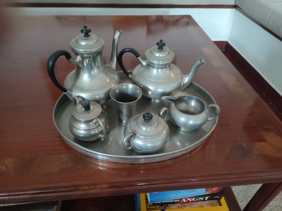 Serviço de chá/café em estanho