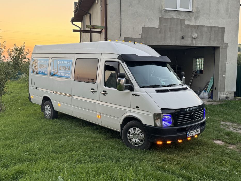 Вантажні та Пасажирські Перевезення