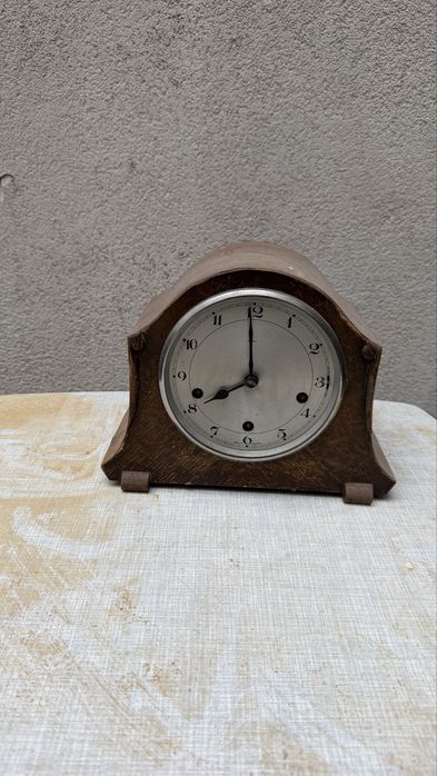 Zegar kominkowy w drewnie stary