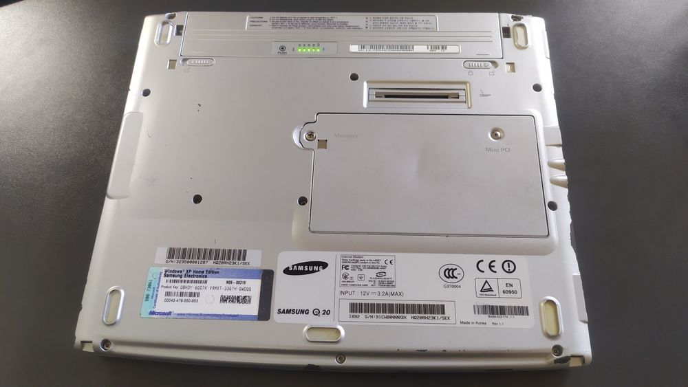 Раритет Samsung Q20 2003 г.