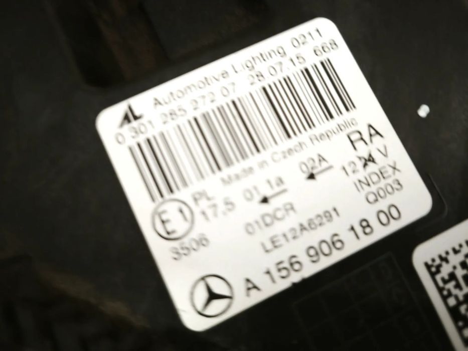 Farol direito bi-xenon LED Mercedes GLA 156