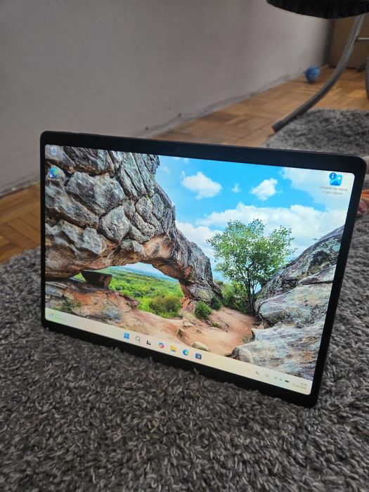 Microsoft Surface Pro 10 For Business Intel Core Ultra 7 165U 16/256gb 120hz ekran w pełni sprawny