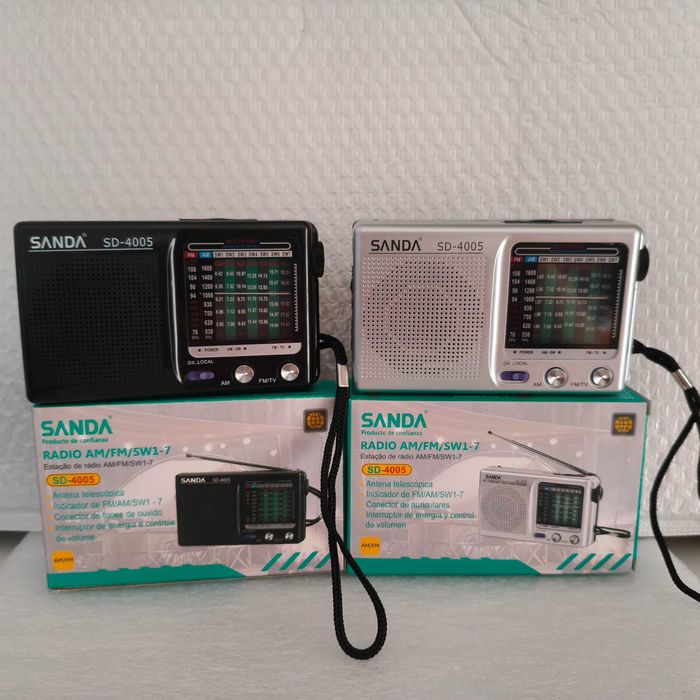 Radio Sanda SD-4005 AM-FM-SW fones a pilhas
